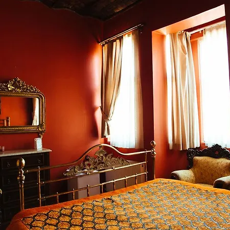 Akin House Apartament *
